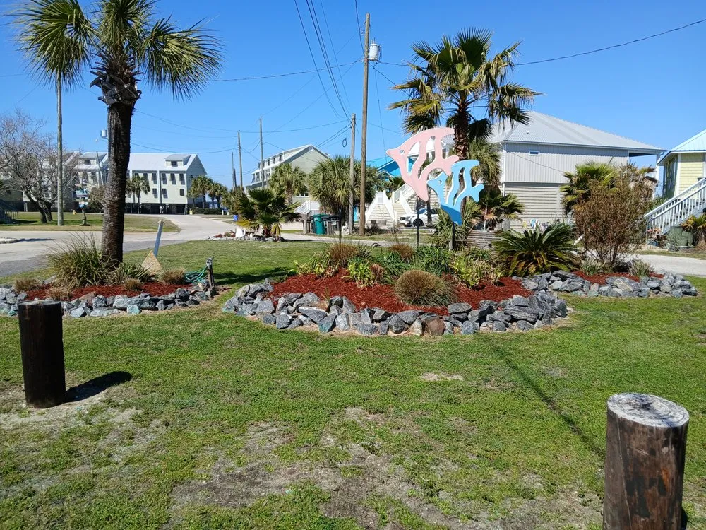 Top-rated garden landscaping near you across Dauphin Island, AL - Here We Mow Again