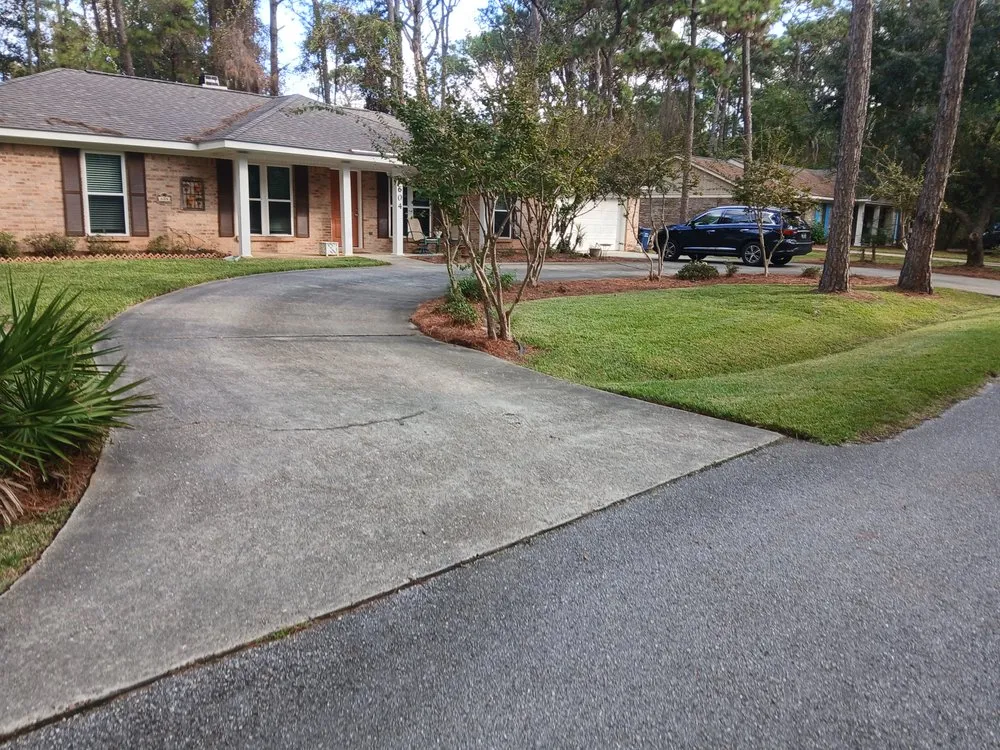 Top-rated outdoor landscaping experts serving Dauphin Island, AL - Here We Mow Again