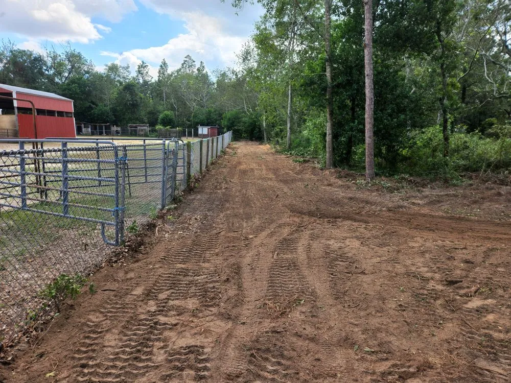 Expert garden landscaping in Pelion, SC by Hereford and Son