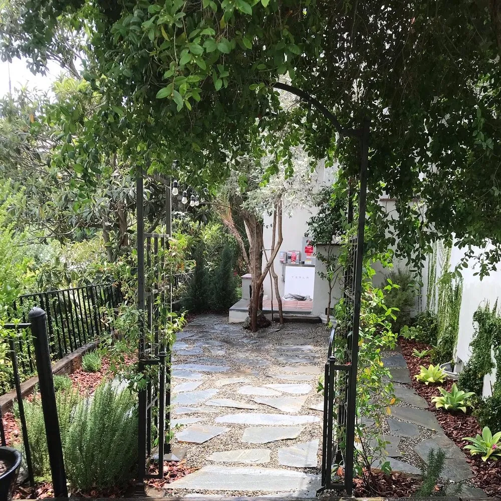 Expert lawn mowing service near you across Los Angeles, CA - Herencia Landscaping