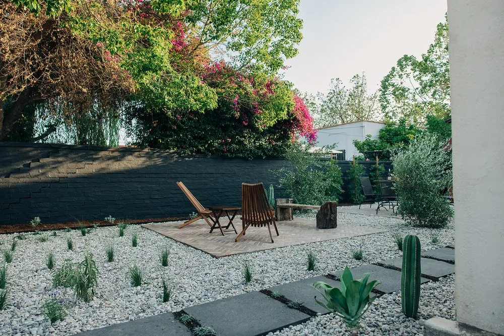 Affordable lawn mowing service in Los Angeles, CA by Herencia Landscaping