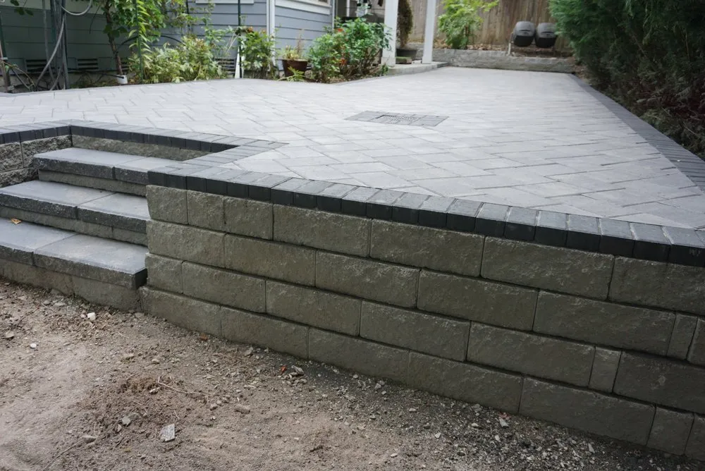 Professional yard maintenance experts serving Seattle, WA - Hergom Landscaping