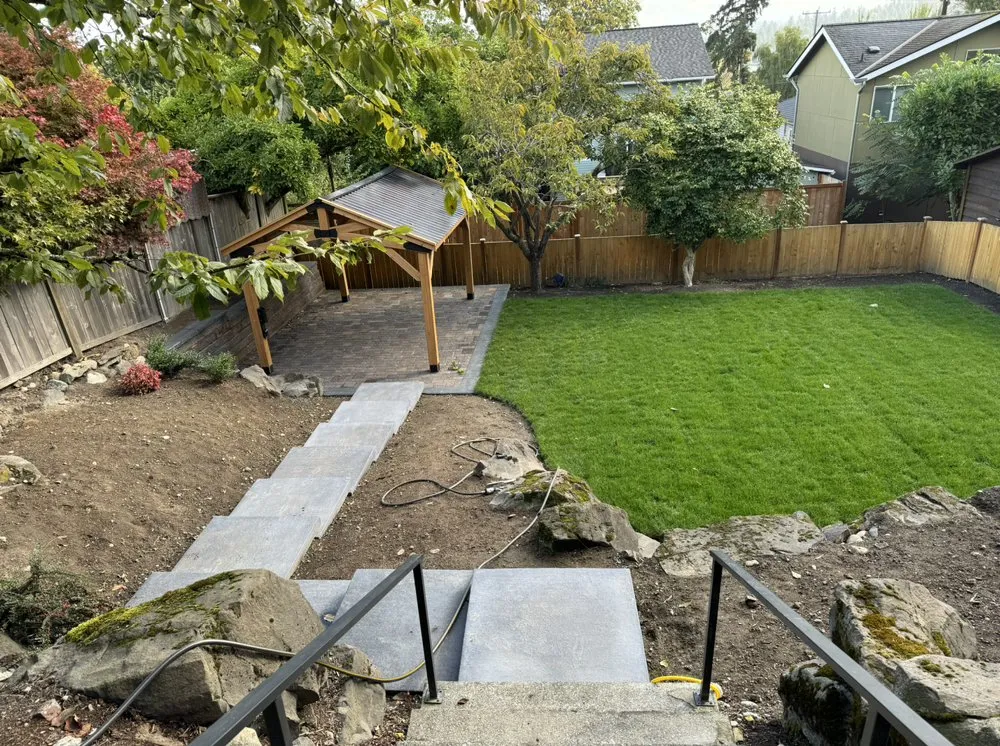 Professional yard cleanup service for year-round maintenance in Seattle, WA by Hergom Landscaping