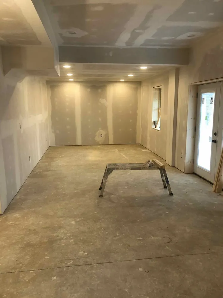 Professional lawn mowing service in Logan, OH by Heritage Contracting