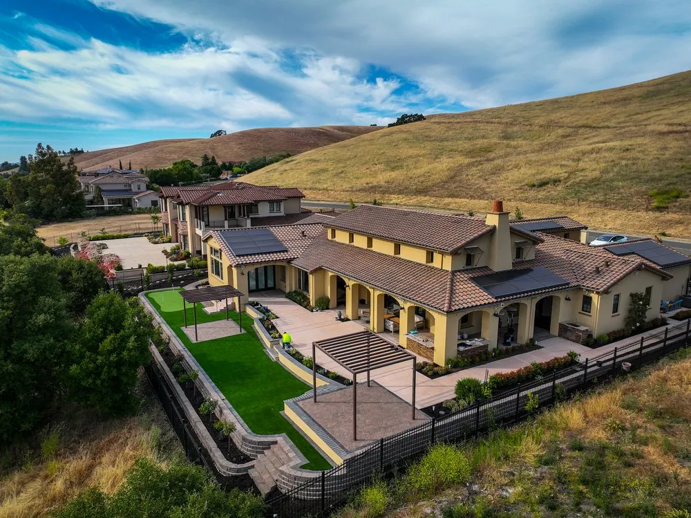 Top-rated garden landscaping for beautiful yards across Antioch, CA - Heritage Landscape & Design