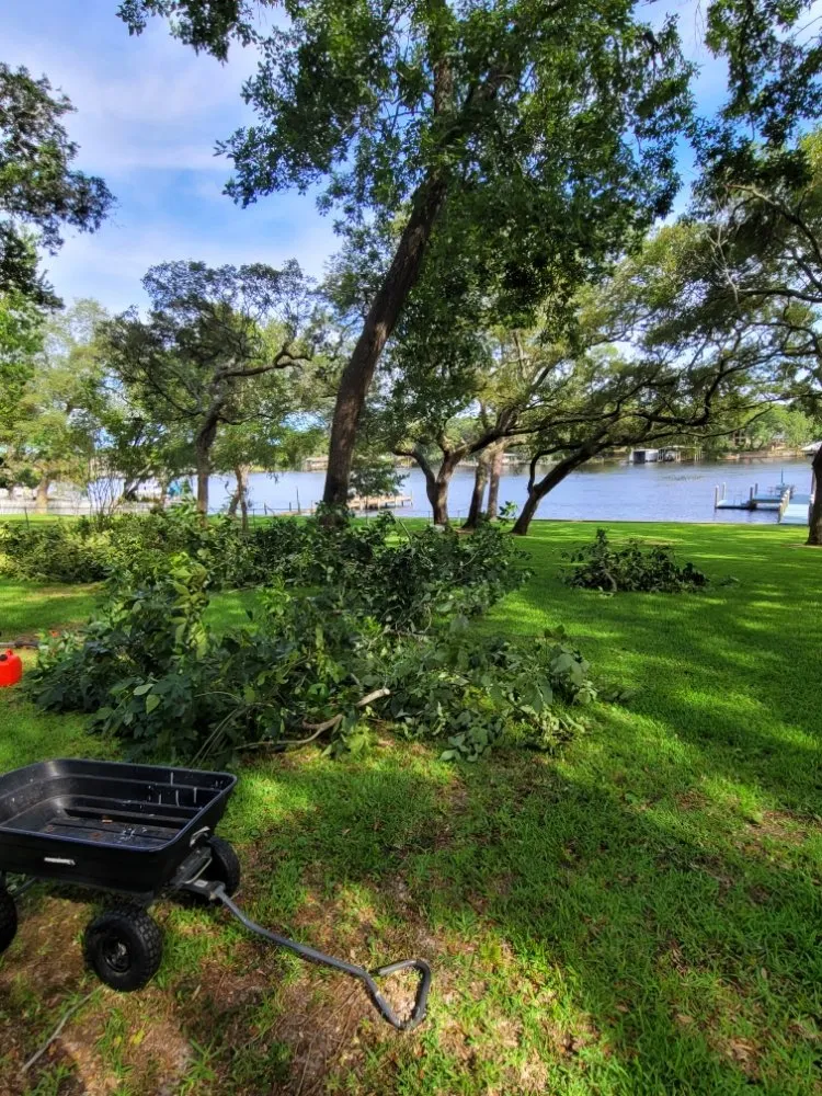 Professional landscape installation experts serving Fort Walton Beach, FL - Heritage Landscaping And Irrigation