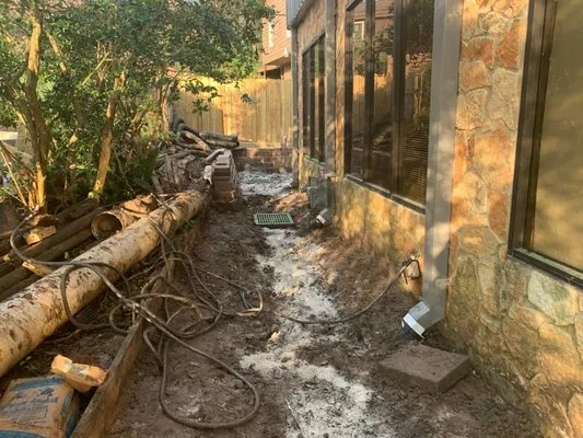 Heritage Landscaping Logo