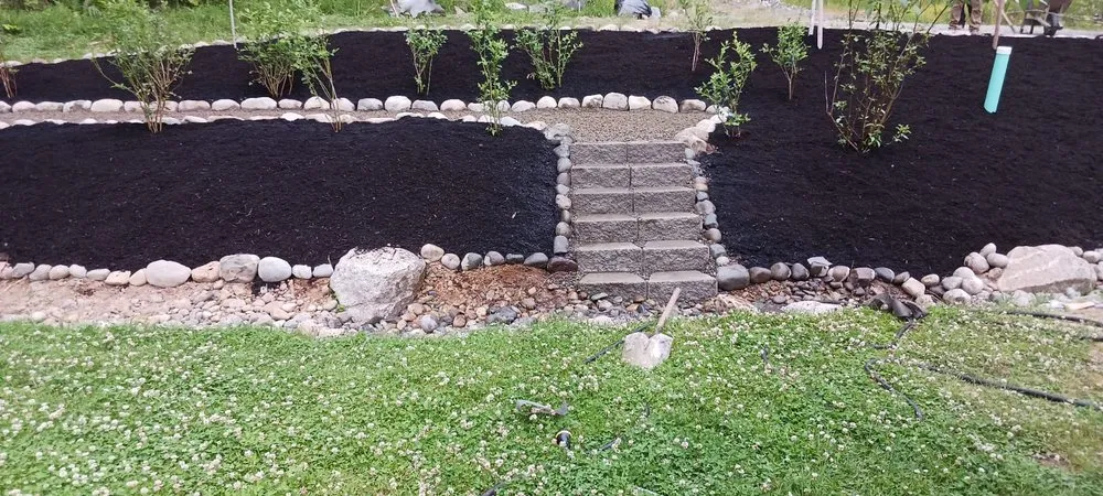 Reliable residential landscaping experts serving Poulsbo, WA - Heritage Landscaping Fence & Deck