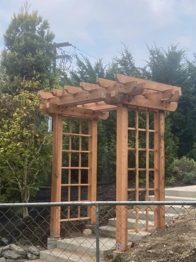 Top-rated yard cleanup service in Poulsbo, WA - Heritage Landscaping Fence & Deck