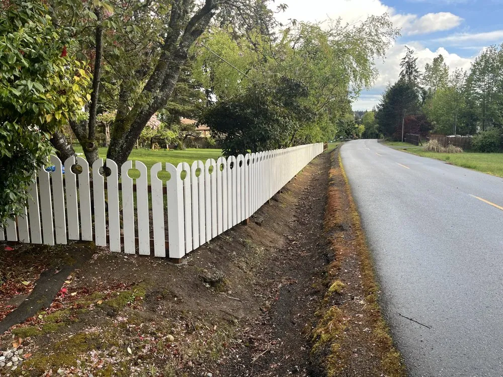 Top-rated yard maintenance for beautiful yards across Poulsbo, WA - Heritage Landscaping Fence & Deck