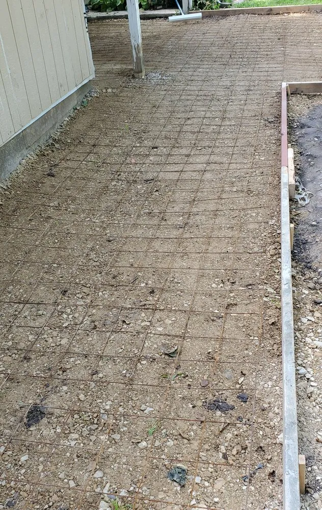 Top-rated yard cleanup service in Topeka, KS by Heritage Lawn Care