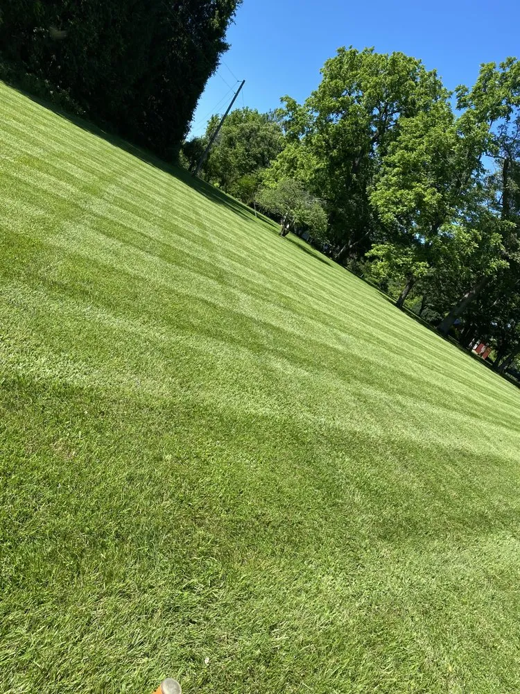Custom outdoor landscaping experts serving Winchester, VA - Heritage Lawn Care
