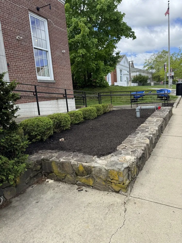 Reliable outdoor landscaping for residential properties across Edison, NJ - Heritage Maintenance Solutions