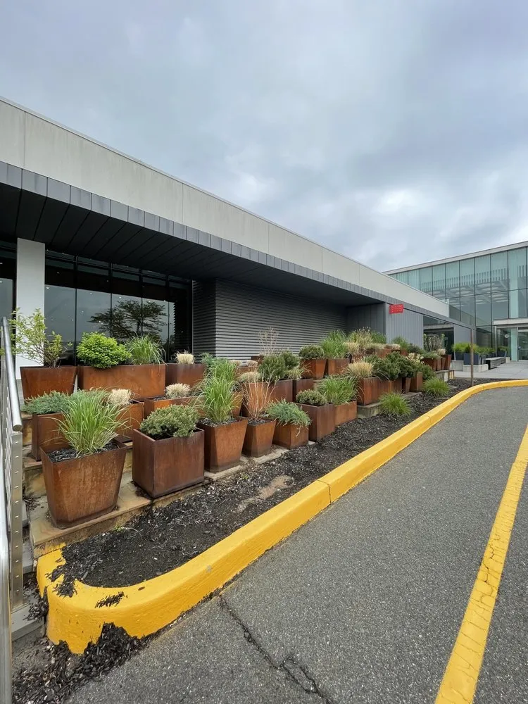 Custom residential landscaping experts serving Edison, NJ - Heritage Maintenance Solutions