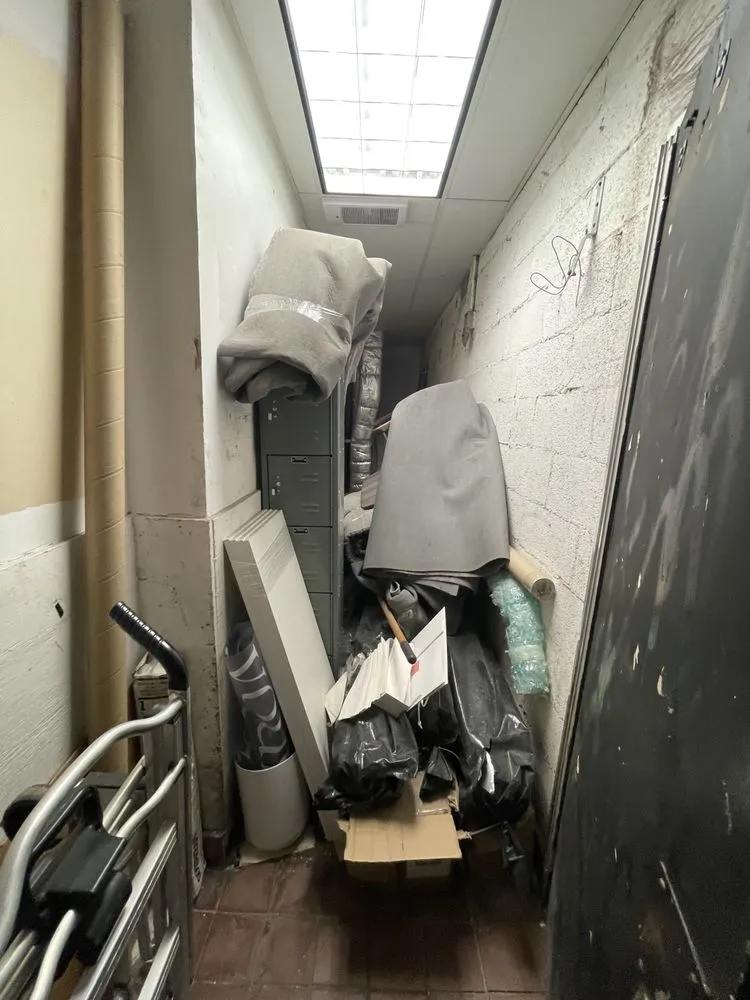 Top-rated yard cleanup service in Edison, NJ by Heritage Maintenance Solutions