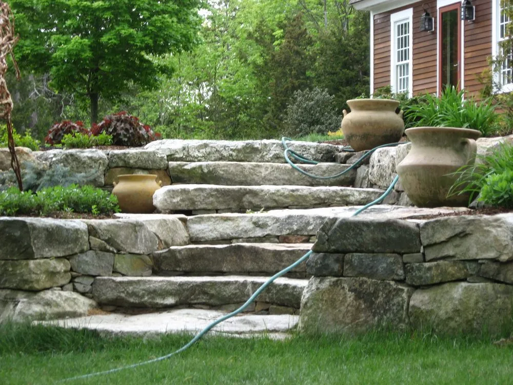 Professional yard maintenance in Epsom, NH - Heritage Stoneworks