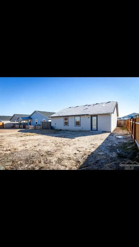 Custom lawn care service for homes in Idaho Falls, ID by Heriza’s Home Repair and Landscaping