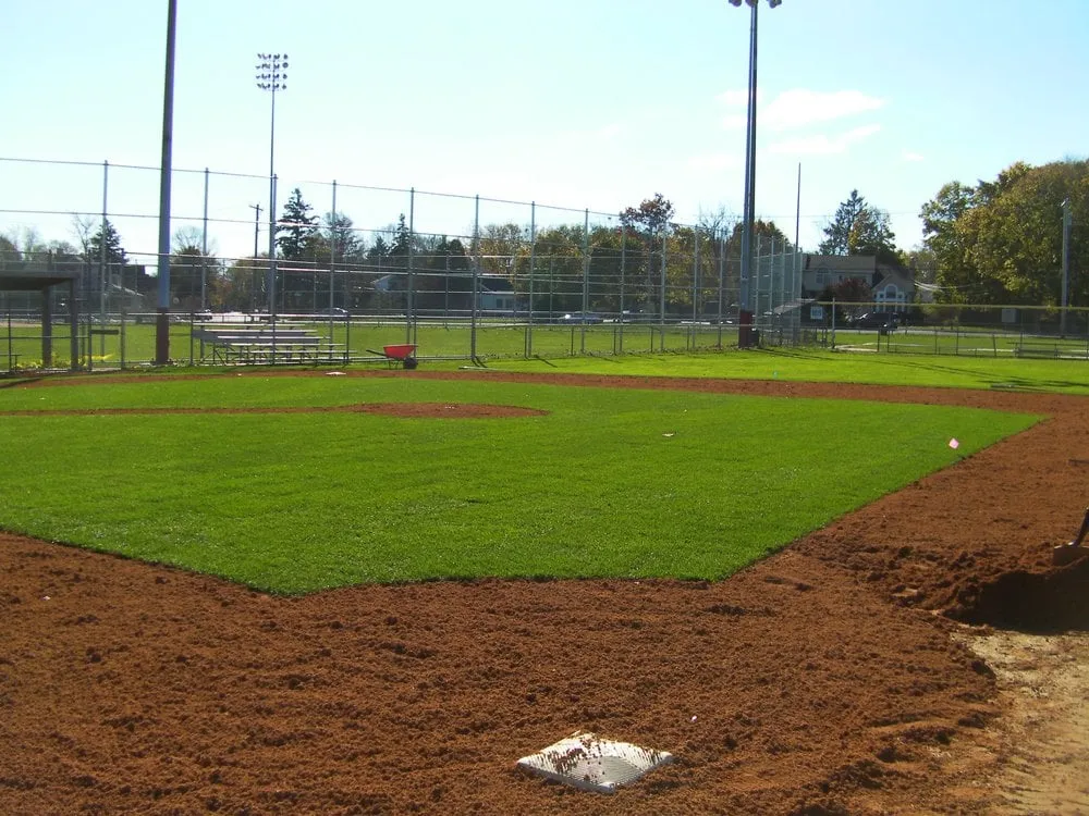 Top-rated lawn mowing service experts serving Huntington, NY - Hermann Lindau & Son Sodding Seeding