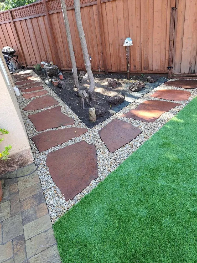 Affordable garden landscaping in Menlo Park, CA by Hermanos Landscape And More.