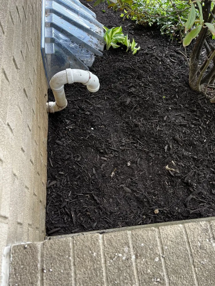 Custom residential landscaping in Canton, OH by Hermick Lawn Maintenance