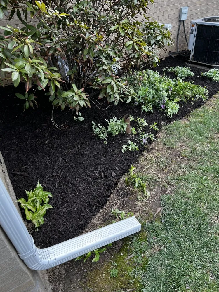 Custom residential landscaping in Canton, OH by Hermick Lawn Maintenance