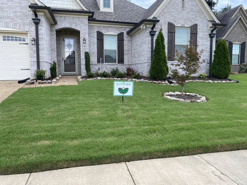 Custom lawn care service in Memphis, TN - Hermosa Landscapes