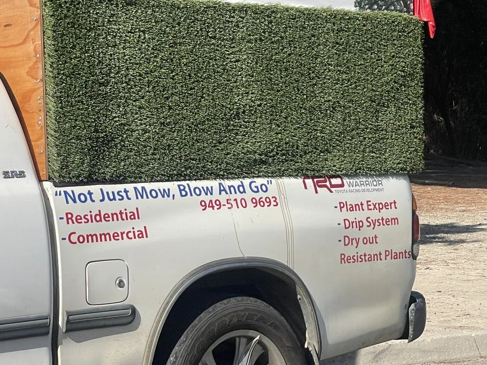 Local lawn mowing service experts serving Lake Forest, CA - Hernandez And Son Landscape