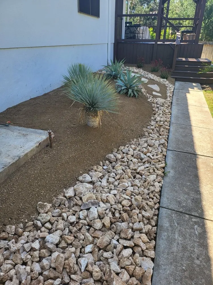 Trusted landscaping services experts serving Odessa, TX - Hernandez Arbor & Landscape Association