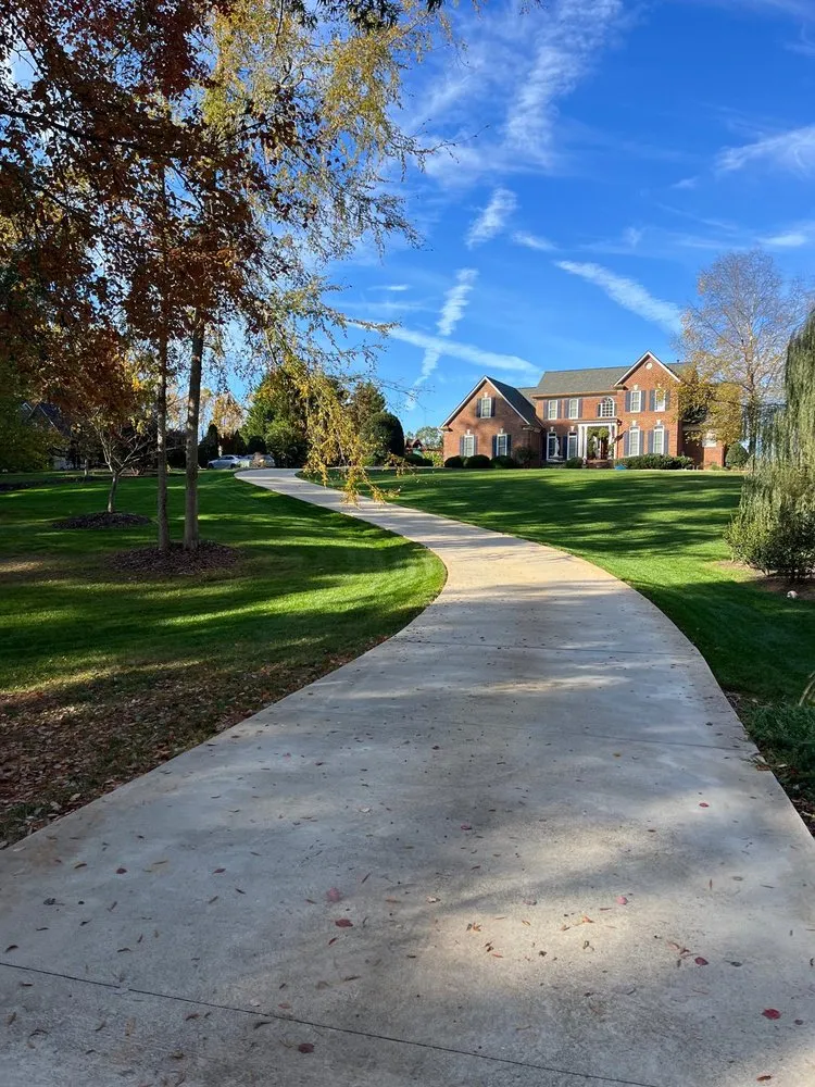 Trusted outdoor landscaping for year-round maintenance in Trinity, NC by Hernandez ASSOC. Landscaping
