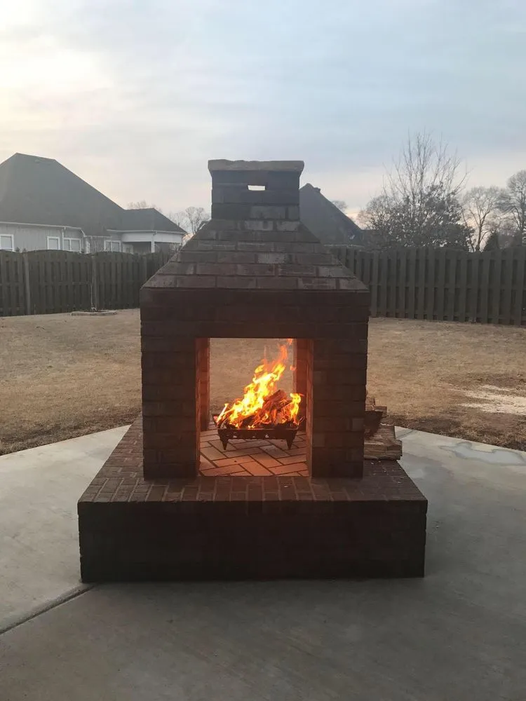 Professional garden landscaping in Athens, AL - Hernandez Brick And Masonry