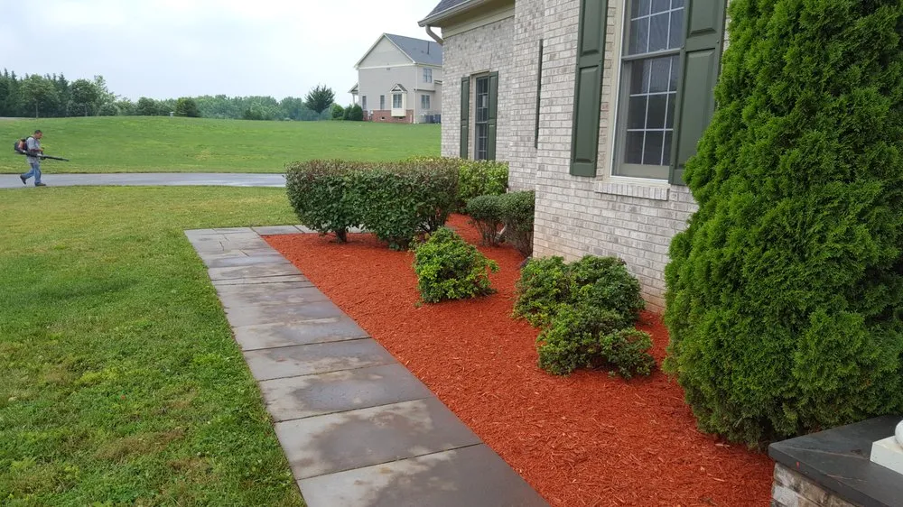 Affordable lawn care service for year-round maintenance across Rockville, MD - Hernandez Company