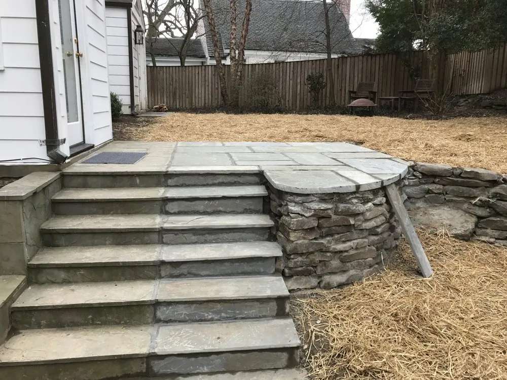 Local yard cleanup service experts serving Rockville, MD - Hernandez Company