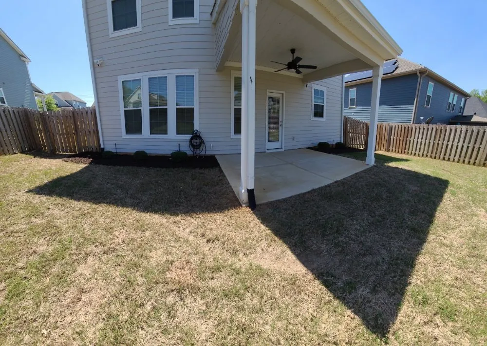 Reliable lawn care service experts serving Wrens, GA - Hernandez Grounds Works