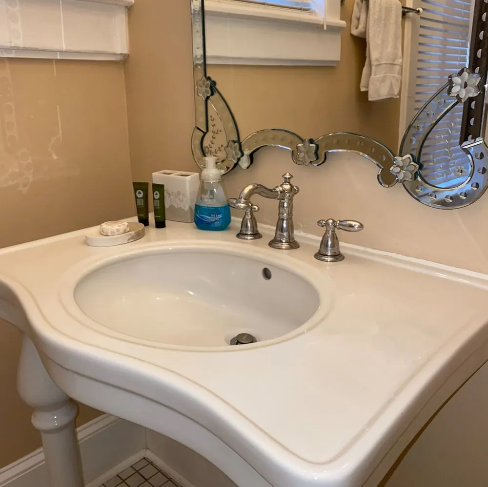 Local residential landscaping in Thunderbolt, GA - Hernandez Group Clean Services