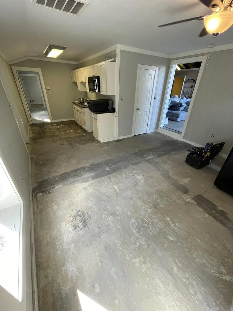 Affordable yard maintenance experts serving Indianapolis, IN - Hernandez Handy Services