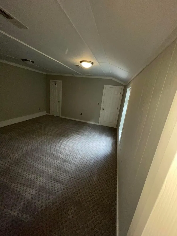 Reliable yard maintenance experts serving Indianapolis, IN - Hernandez Handy Services