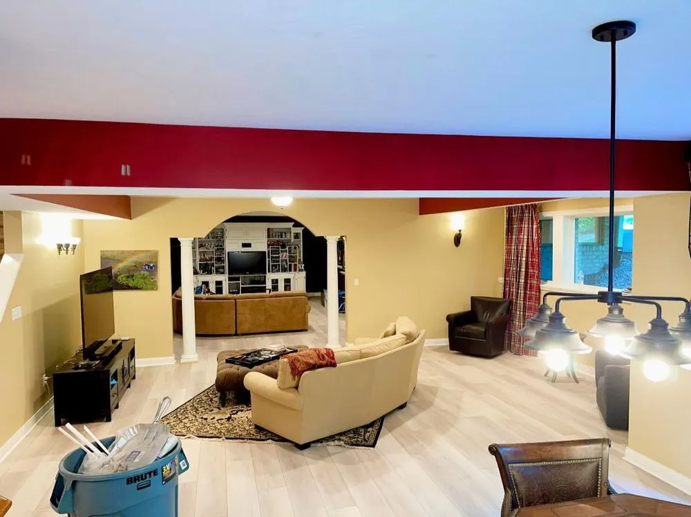 Reliable lawn mowing service in Indianapolis, IN by Hernandez Handy Services