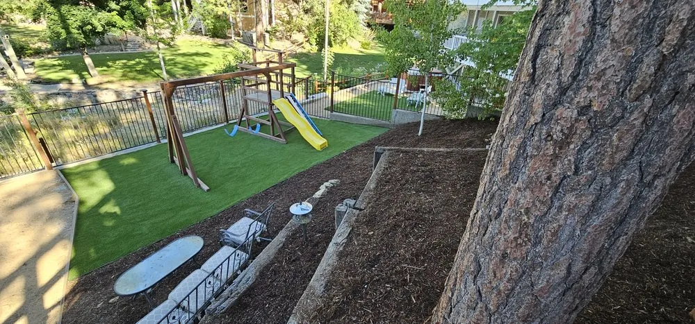 Reliable lawn care service experts serving La Habra, CA - Hernandez Home Services