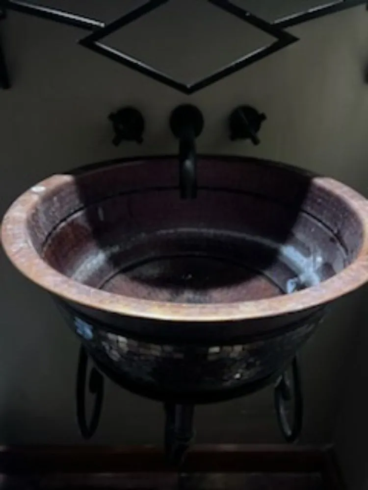 Custom lawn care service for homes across La Habra, CA - Hernandez Home Services