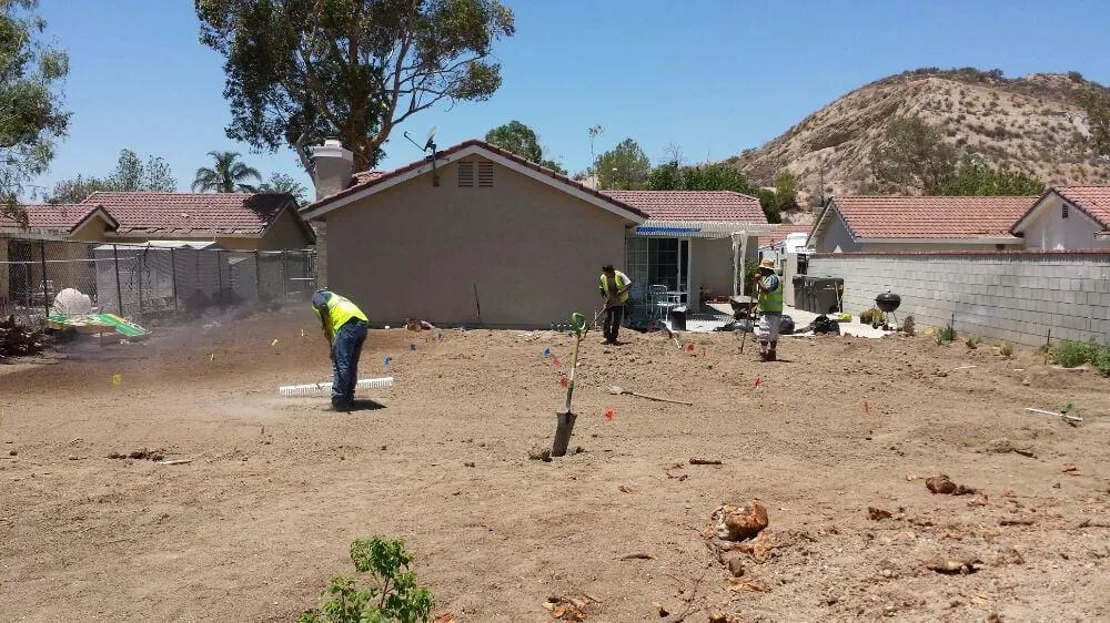 Reliable yard maintenance for homes in Los Angeles, CA by Hernandez Landscape