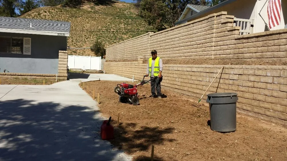 Trusted outdoor landscaping experts serving Los Angeles, CA - Hernandez Landscape