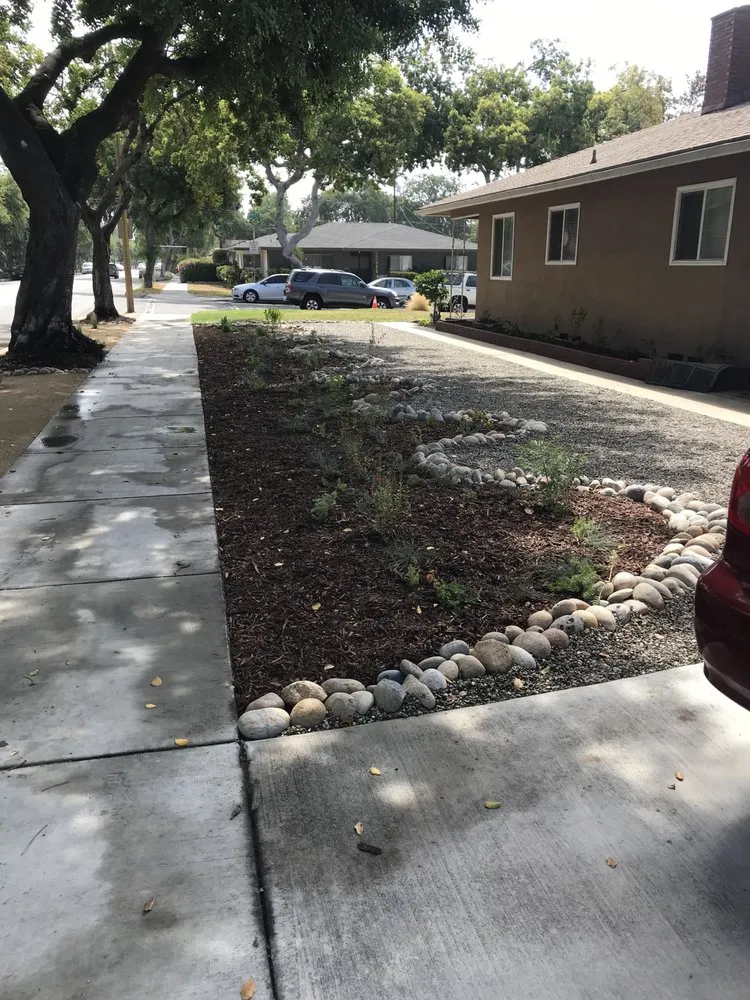 Affordable garden landscaping in Upland, CA by Hernandez Landscapes