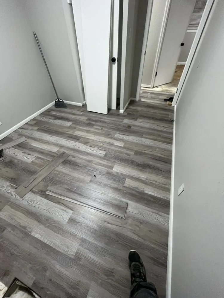 Reliable yard maintenance in Kansas City, MO - Hernandez  Landscaping & Lawn Care