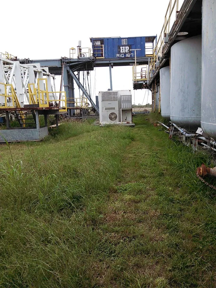 Custom garden landscaping experts serving Alice, TX - Hernandez Landscaping