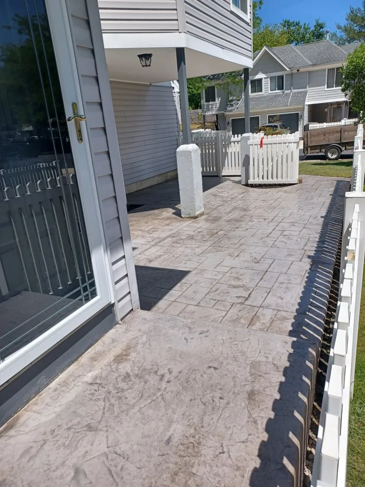 Professional garden landscaping in Bridgeton, NJ by Hernandez Landscaping And Hardscaping