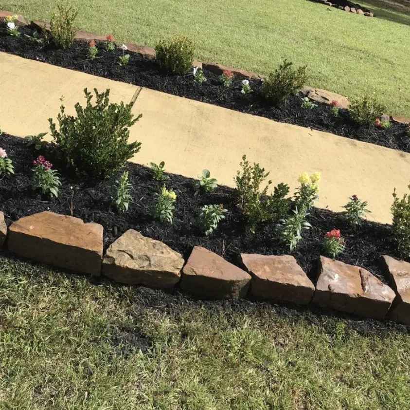 Reliable yard cleanup service experts serving Houston, TX - Hernandez landscaping and multiservices