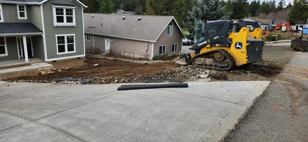 Top-rated lawn care service for year-round maintenance across Gig Harbor, WA - Hernandez Landscaping