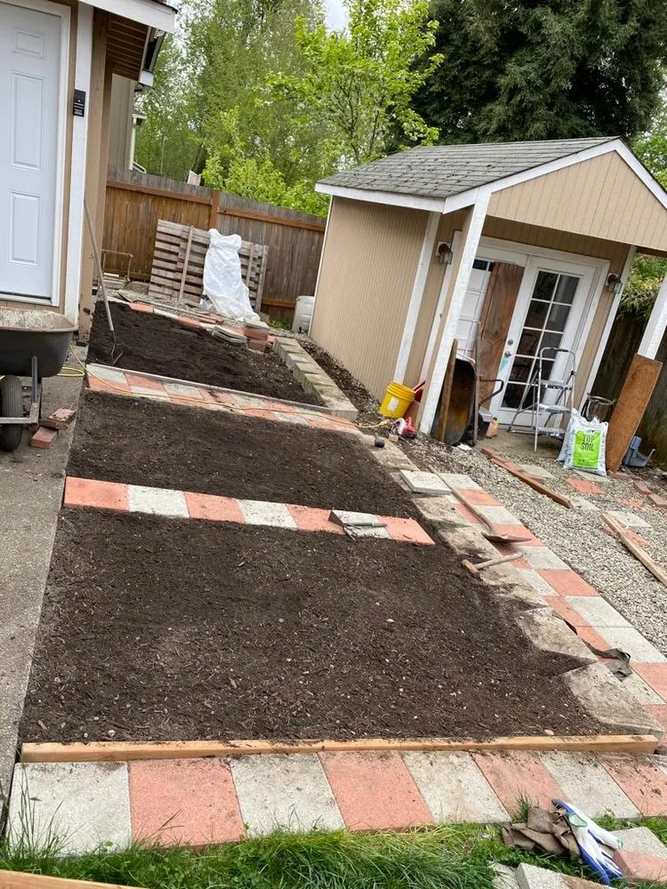 Professional landscape installation for residential properties in Kent, WA by Hernandez Landscaping