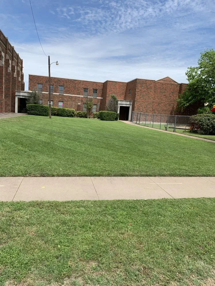 Affordable residential landscaping with custom design across Marlin, TX - Hernandez Landscaping