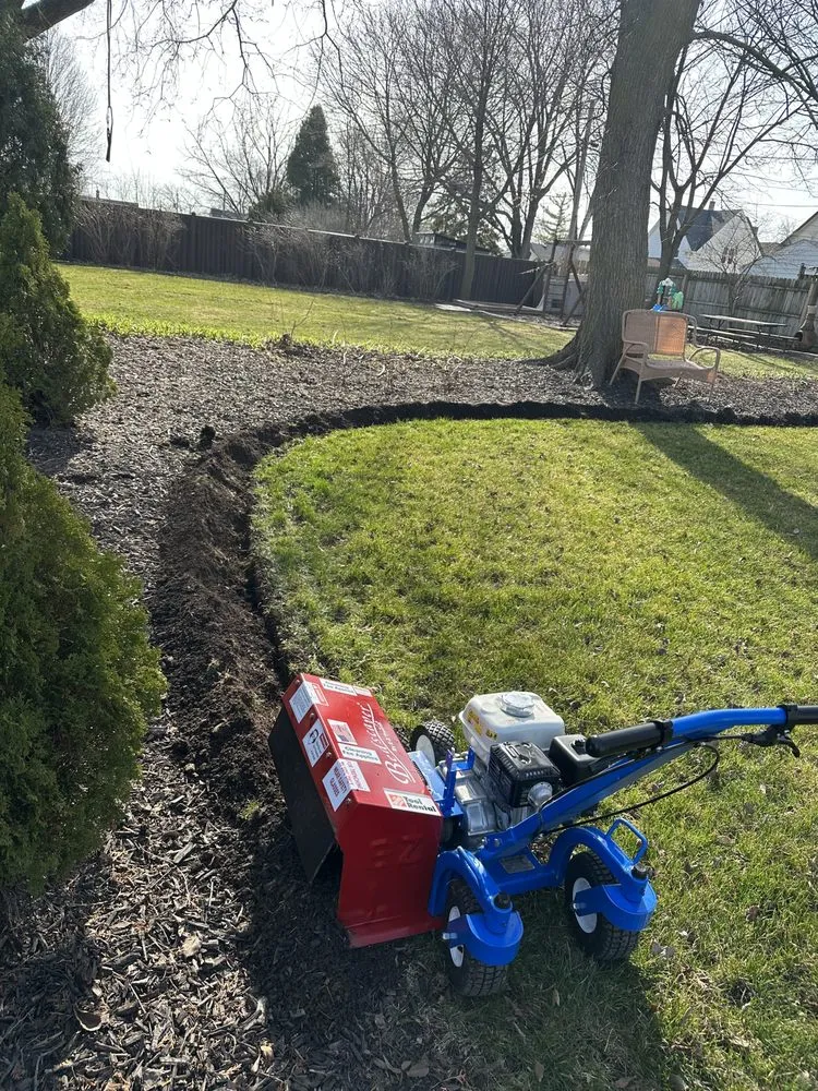 Local garden landscaping in Milwaukee, WI by Hernandez Landscaping